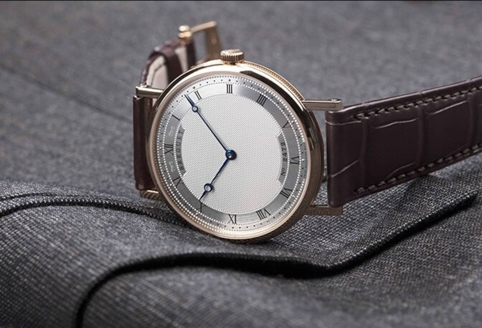 The House of Breguet elected for its Classique Extra-Plate 5157 in Germany